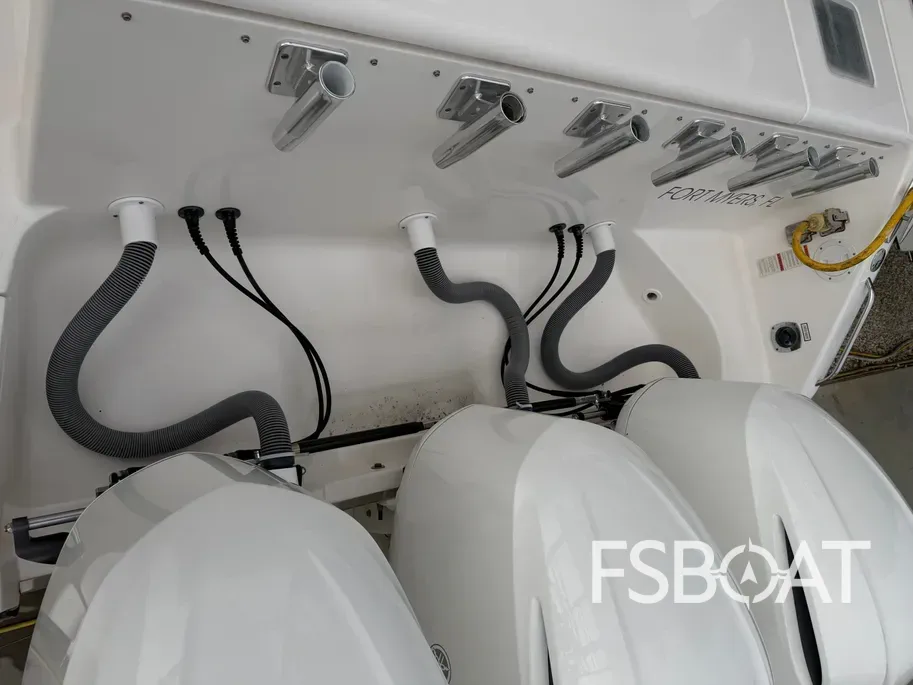 2017 Pursuit OS 385 Offshore - Media 8