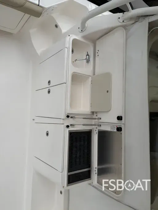 2017 Pursuit OS 385 Offshore - Media 13