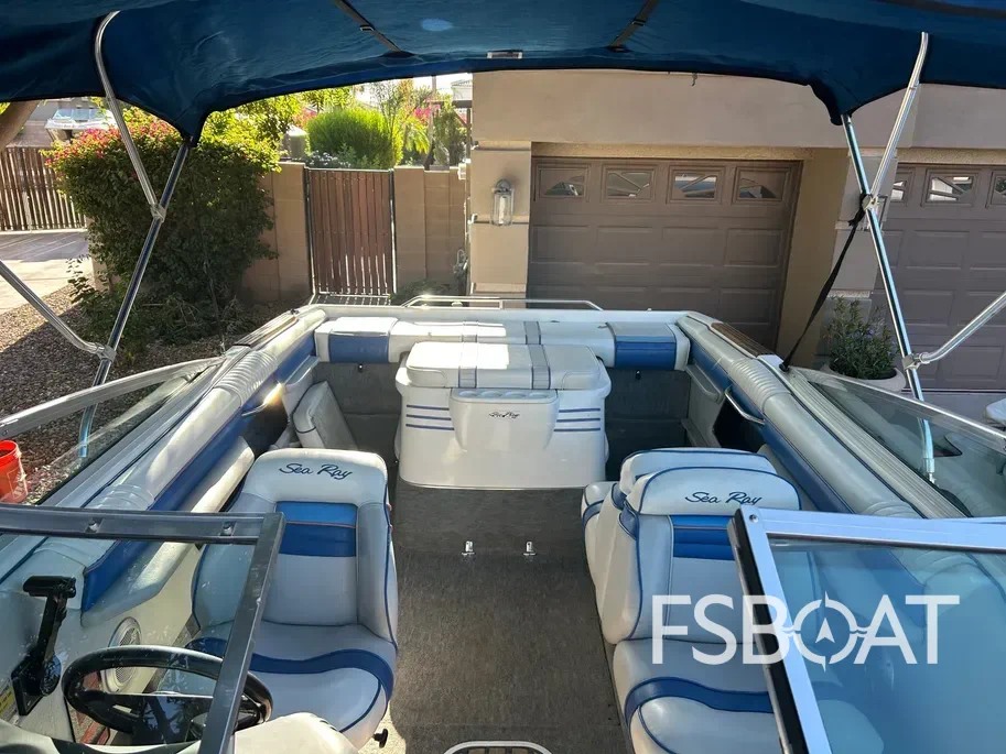 1994 Sea Ray 220 Bow Rider - Media 3