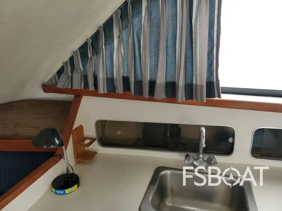 1987 Blackfin Flybridge - Media 23