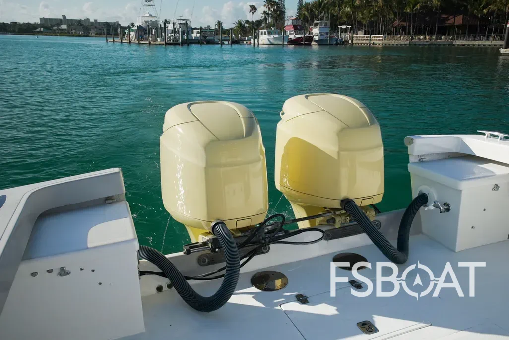 1985 Ocean Master 28 - Media 9