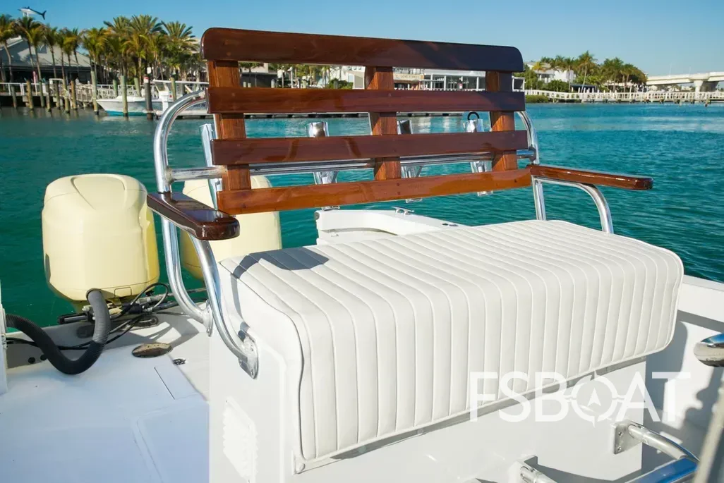 1985 Ocean Master 28 - Media 10