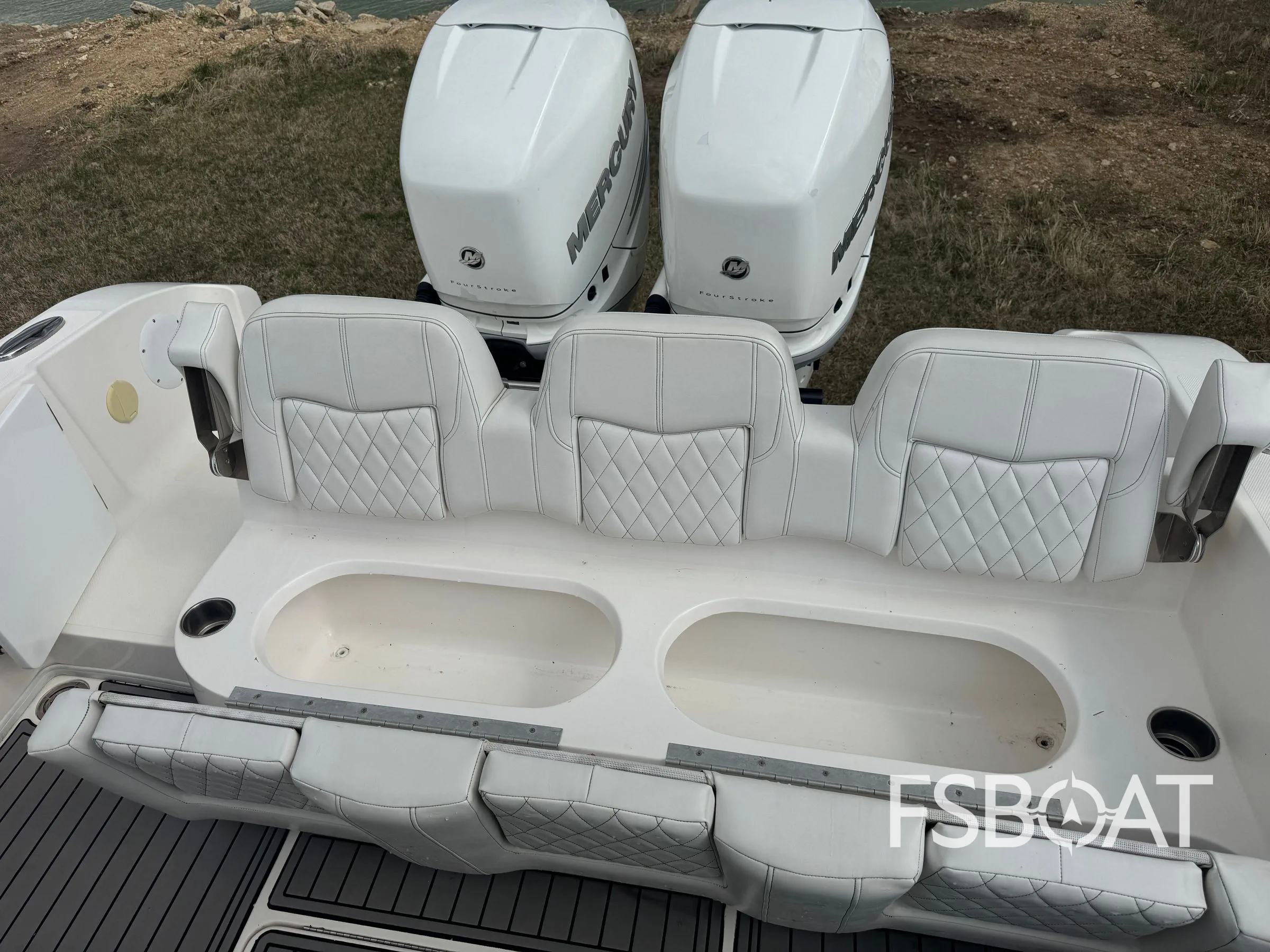 2019 Fountain 34 Center Console - Media 6