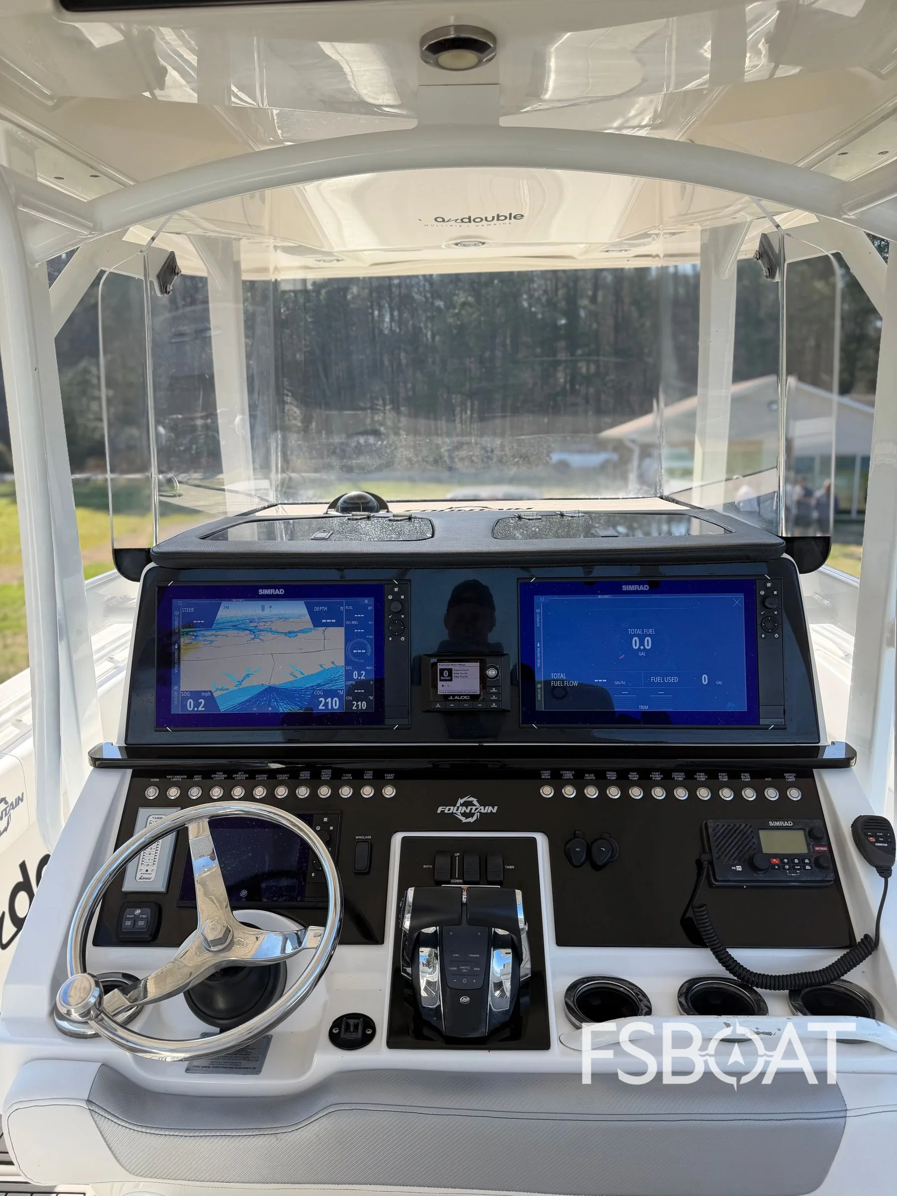 2019 Fountain 34 Center Console - Media 19