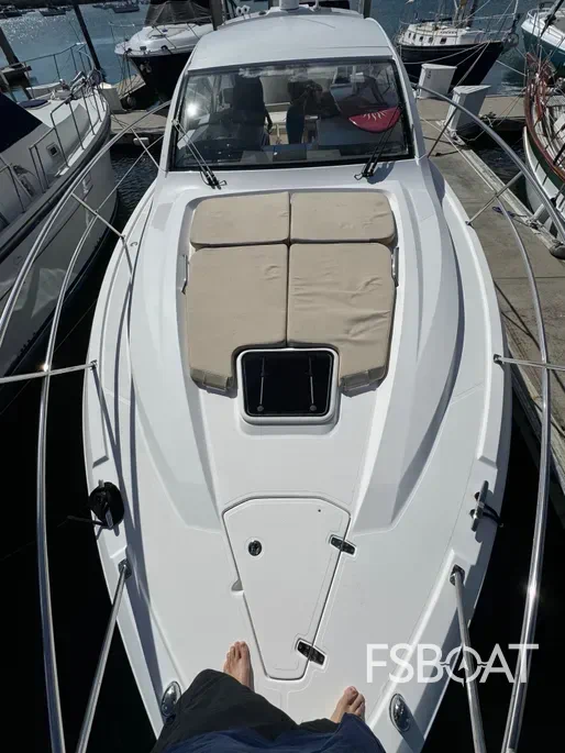 2017 Pursuit SC 365i Sport Coupe - Media 5