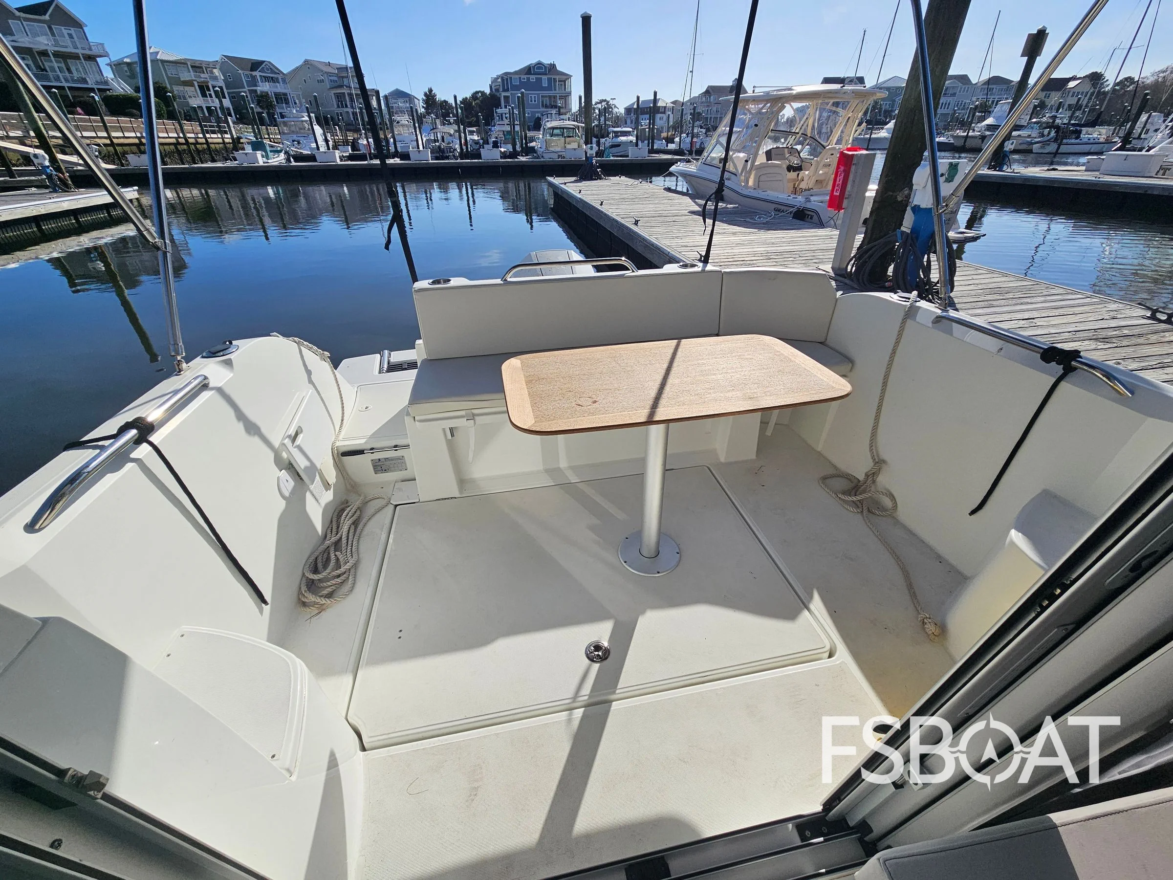 2021 Beneteau Antares 8 - Media 6