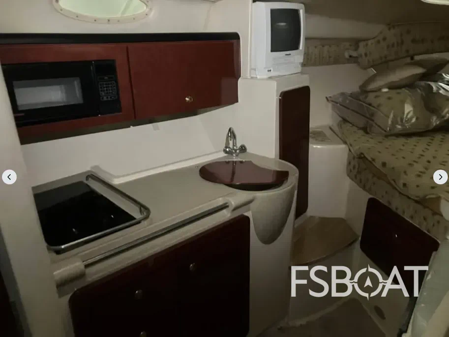 2001 Wellcraft 3000 Martinique - Media 6