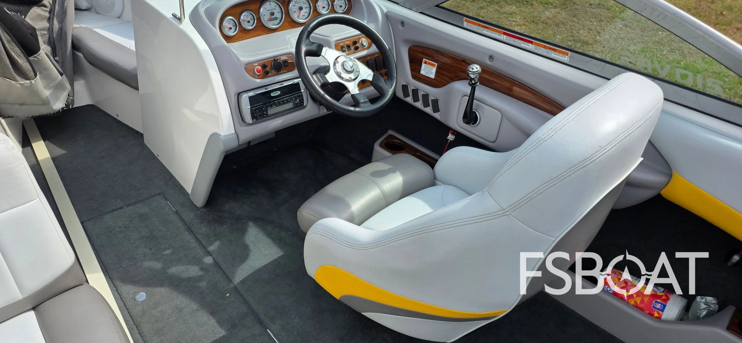 2004 MasterCraft Maristar - Media 14