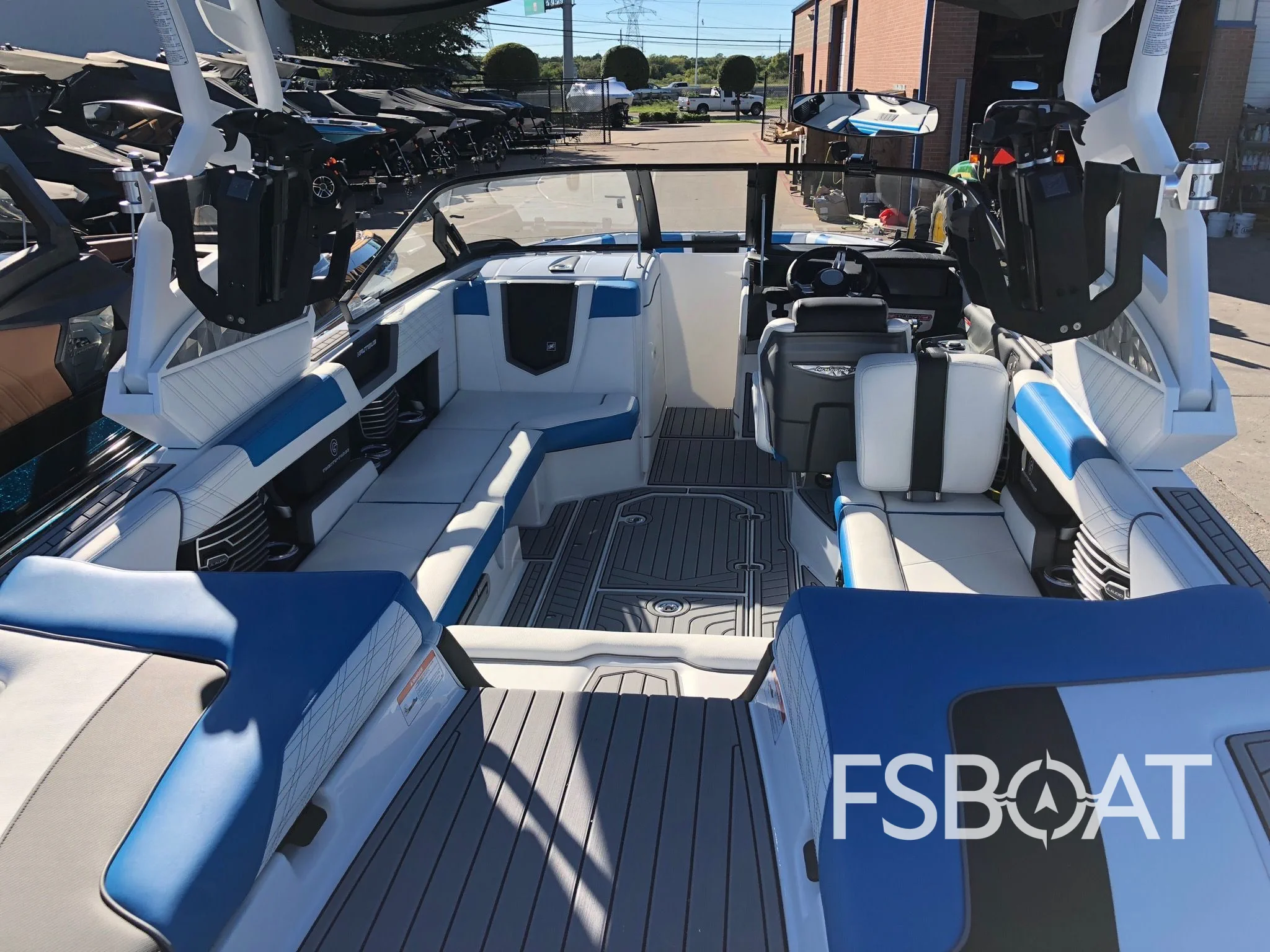 2019 Nautique G23 - Media 5
