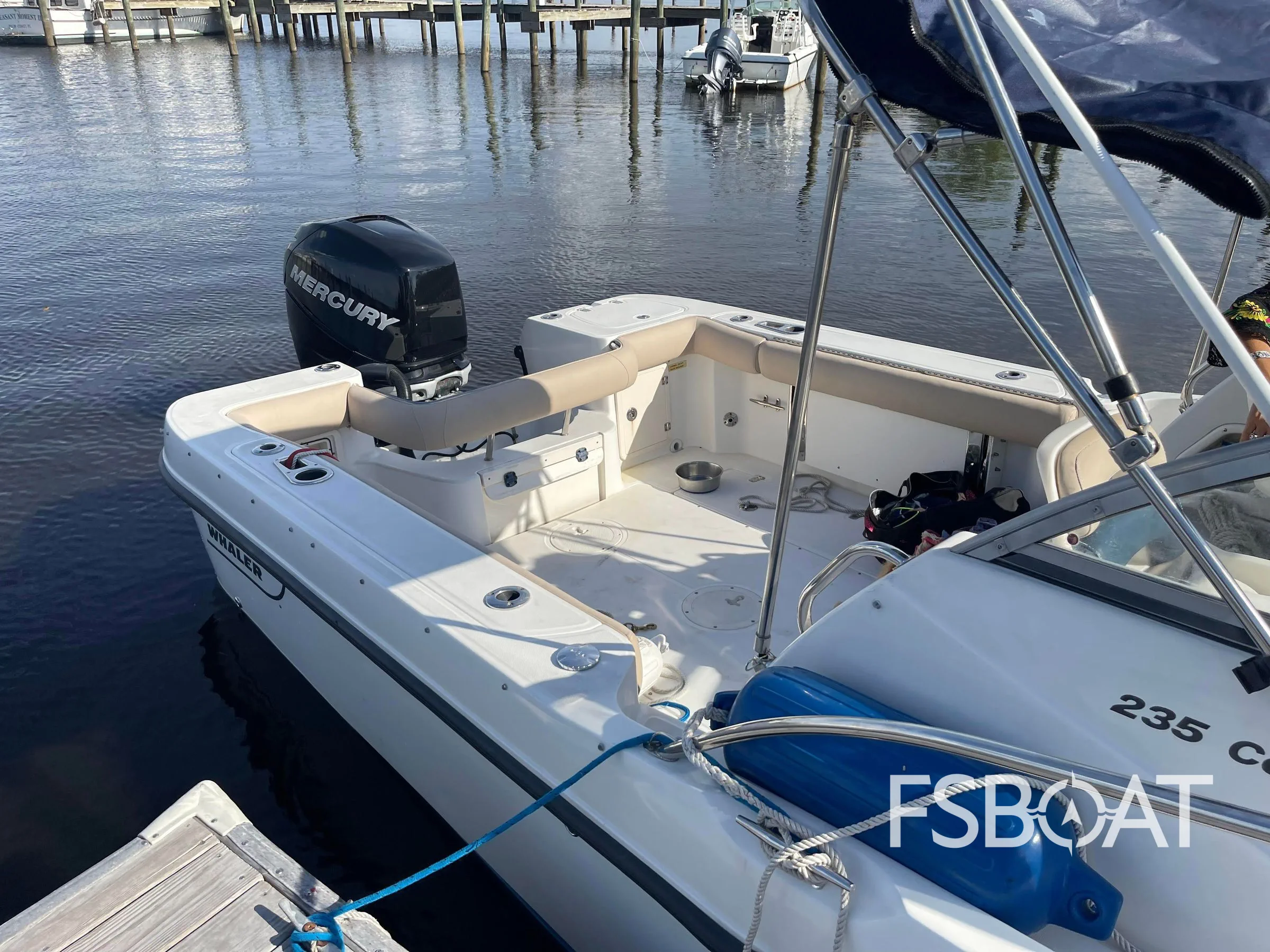 2010 Boston Whaler 235 Conquest - Media 6