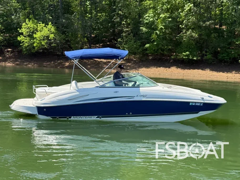 2005 Monterey 223 Explorer Sport - Media 18