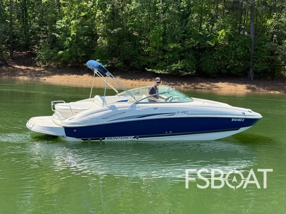 2005 Monterey 223 Explorer Sport - Media 21