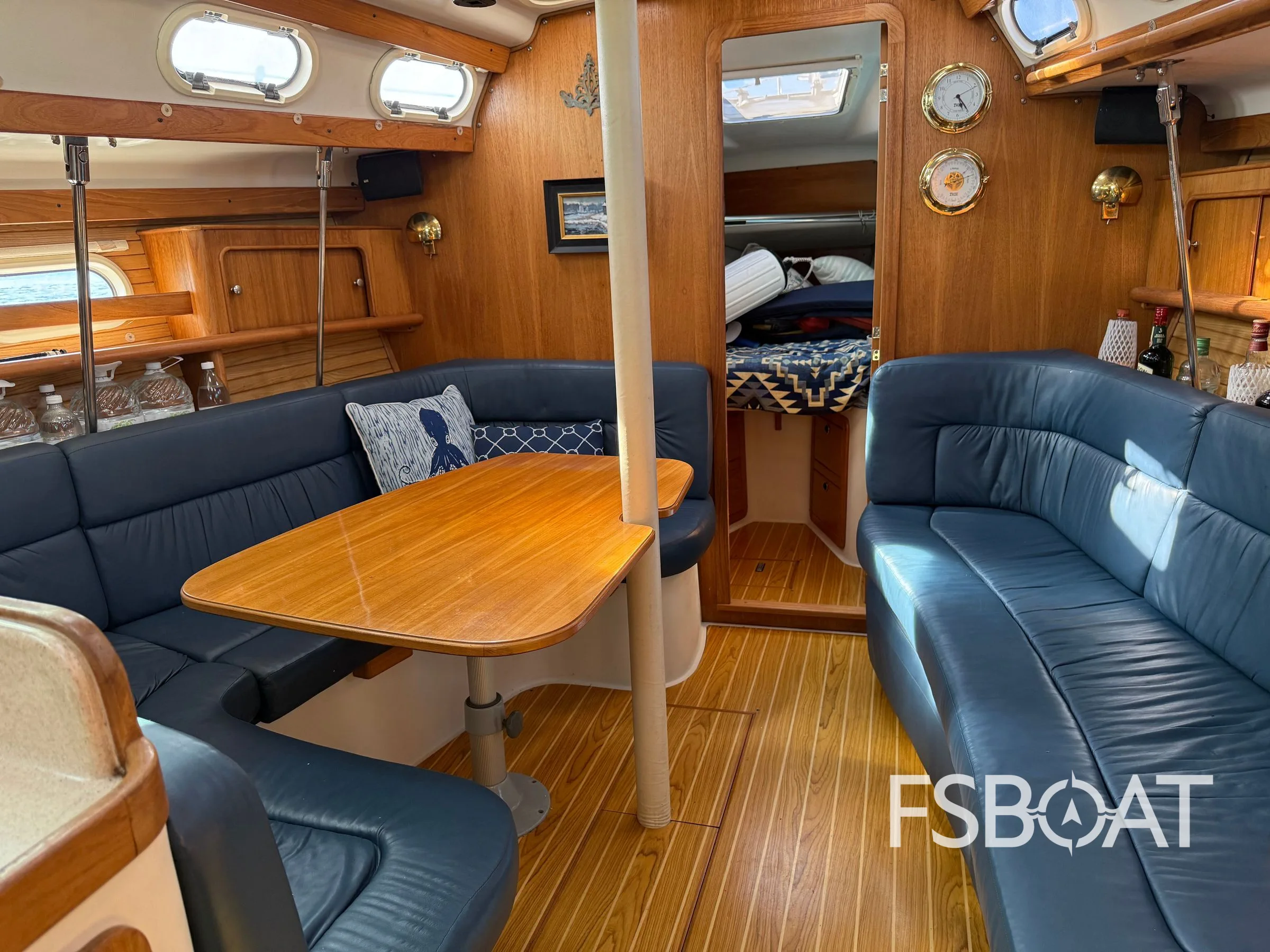 2003 Catalina 380 - Media 4