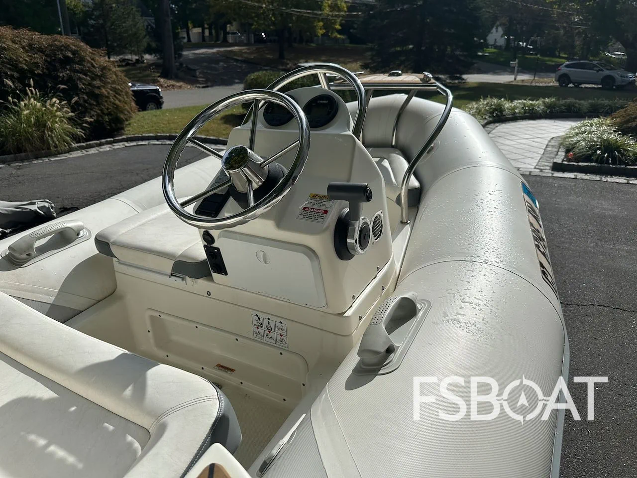 2020 Zodiac Yachtline 340 - Media 2