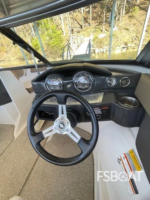 2016 Four Winns H200 - Media 5