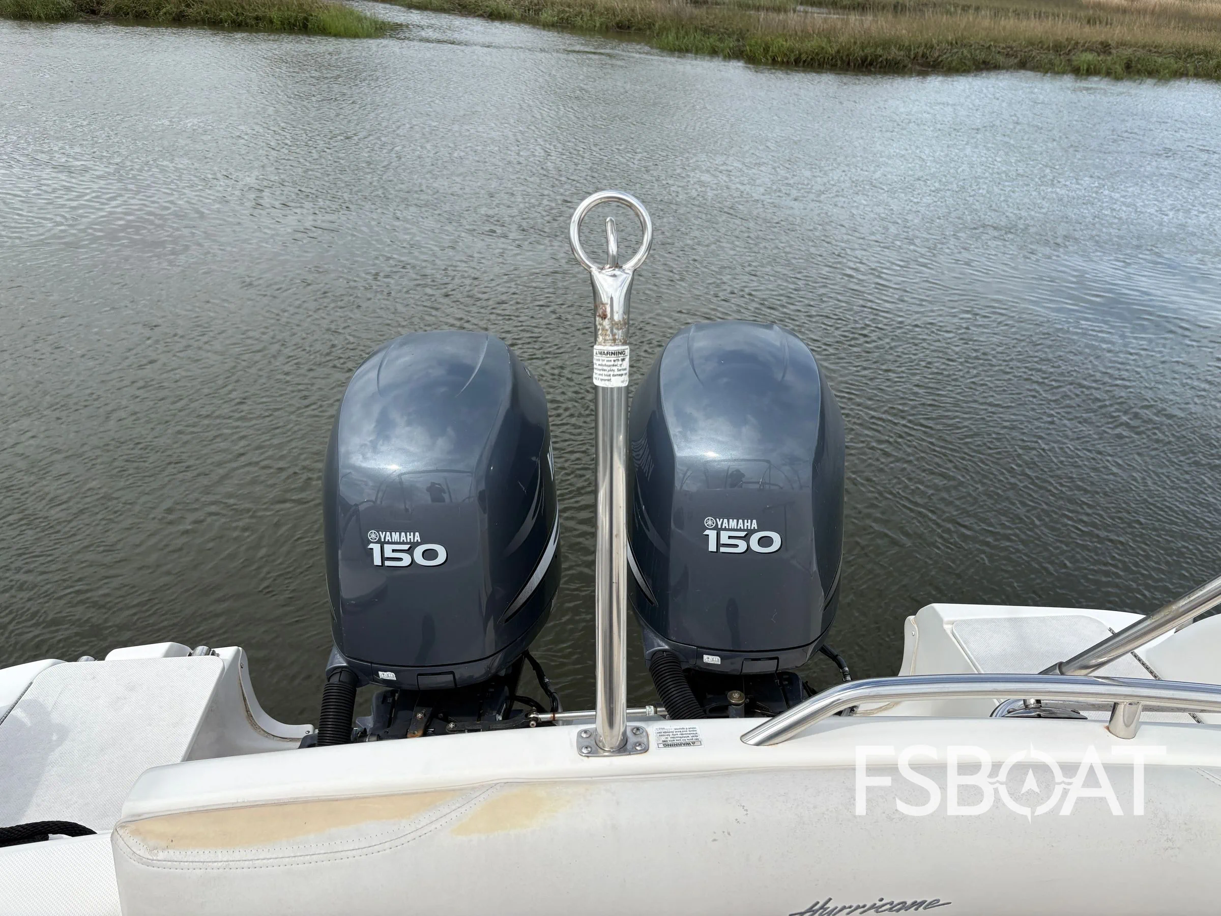 2009 Hurricane SunDeck 260 - Media 14