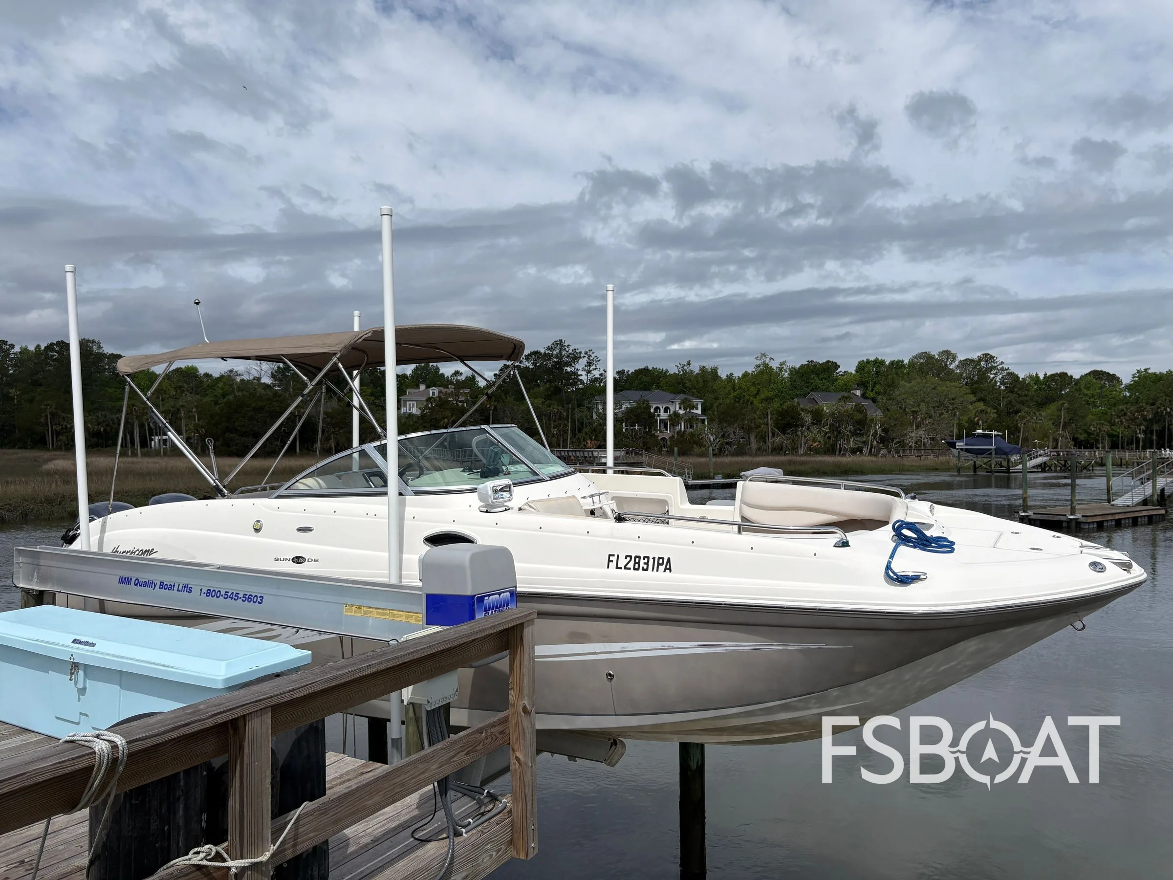 2009 Hurricane SunDeck 260 - Media 6
