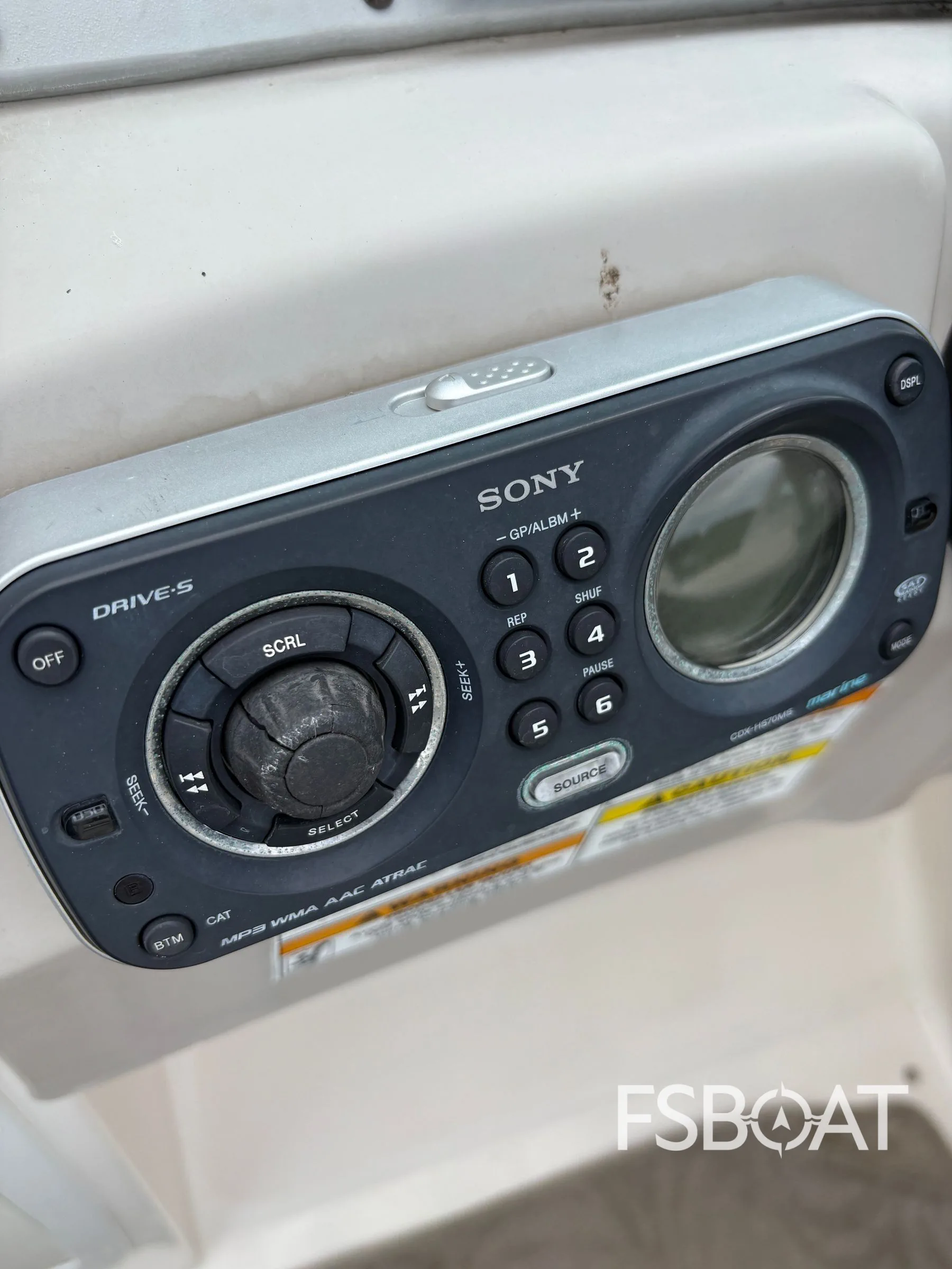 2009 Hurricane SunDeck 260 - Media 24