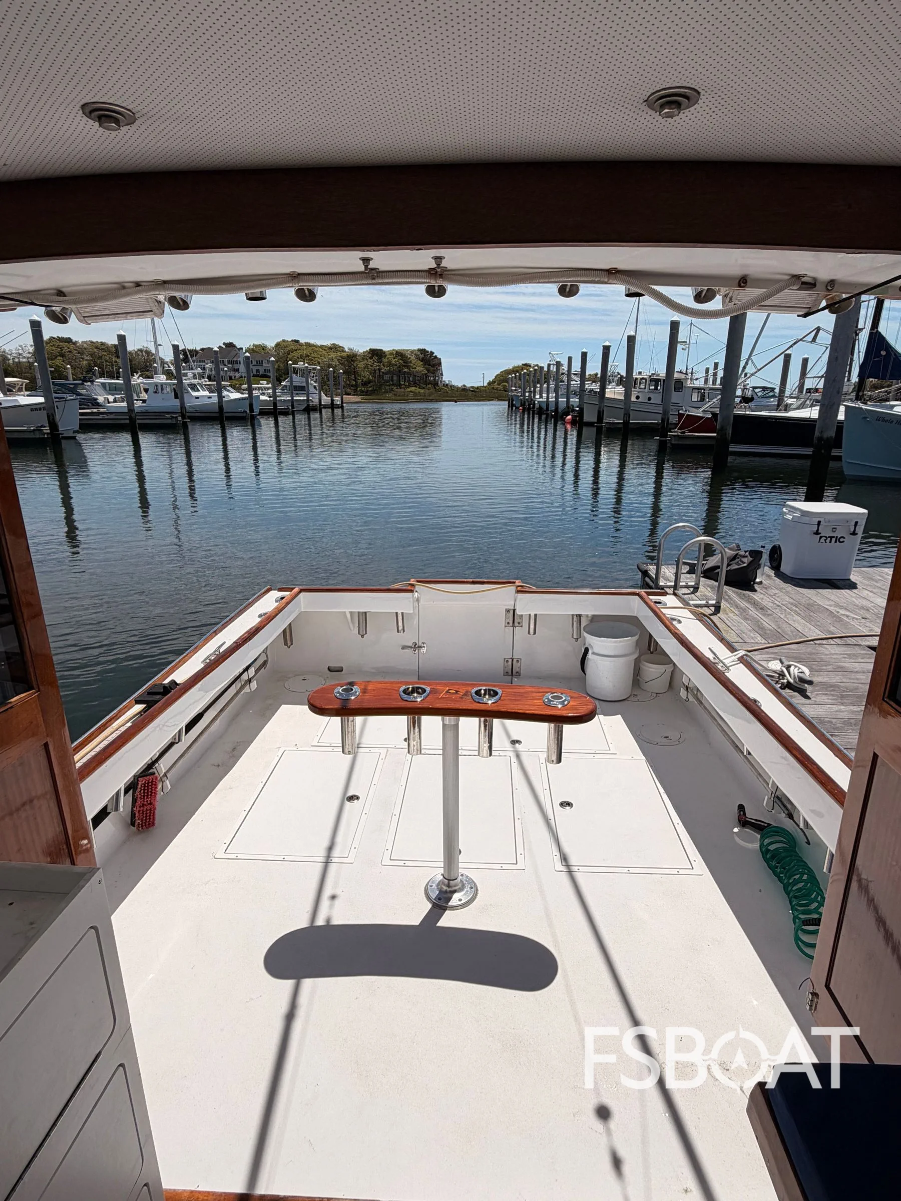 2004 Northern Bay 31 - Media 11