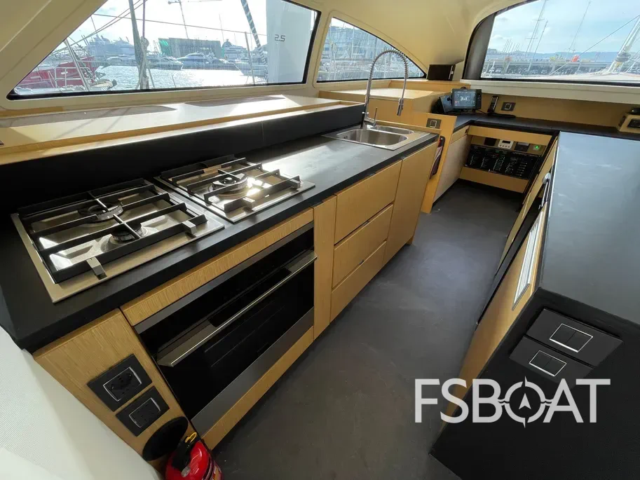 2018 Ice Yachts Ice Cat 61 - Media 14
