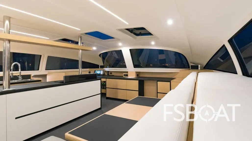 2018 Ice Yachts Ice Cat 61 - Media 8