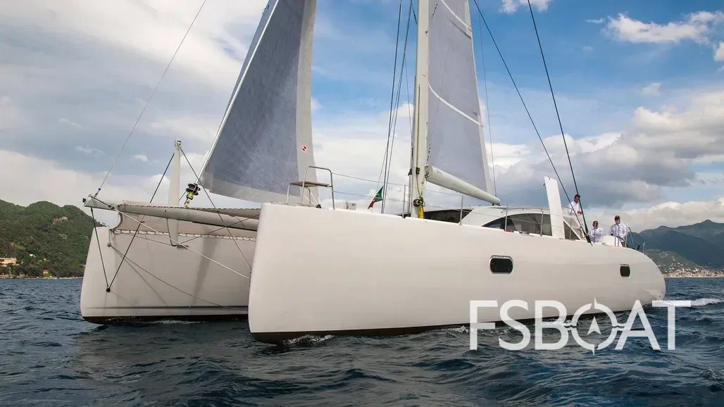 2018 Ice Yachts Ice Cat 61 - Media 3
