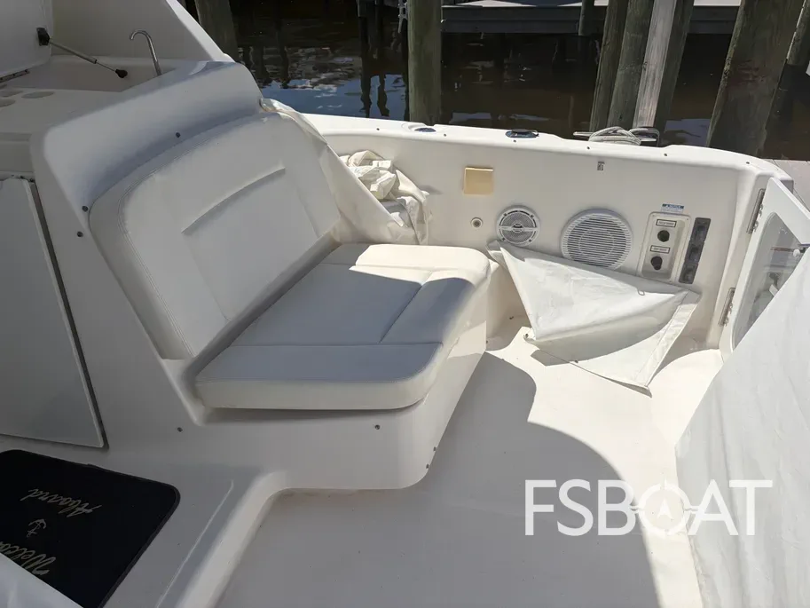 2005 Tiara Yachts Sovran - Media 8