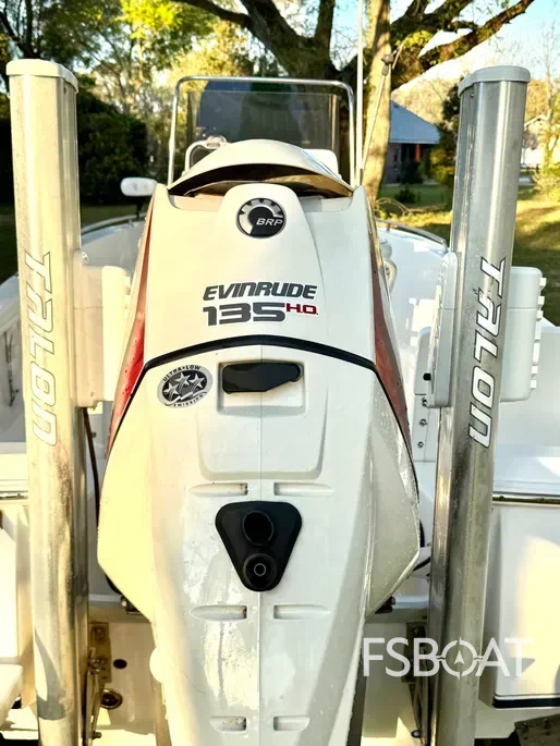 2013 Sea Hunt Triton 177 - Media 10
