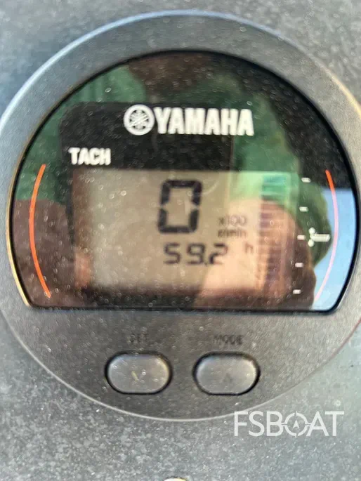 2006 Boston Whaler 150 Montauk - Media 8
