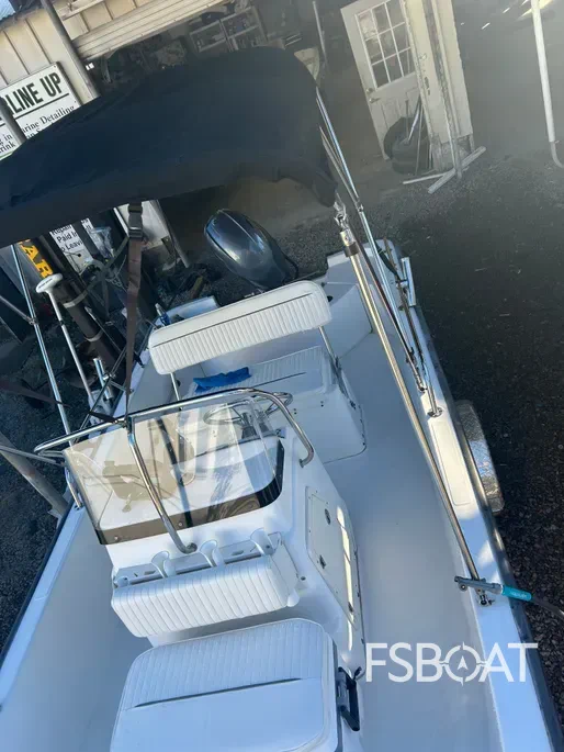 2006 Boston Whaler 150 Montauk - Media 10