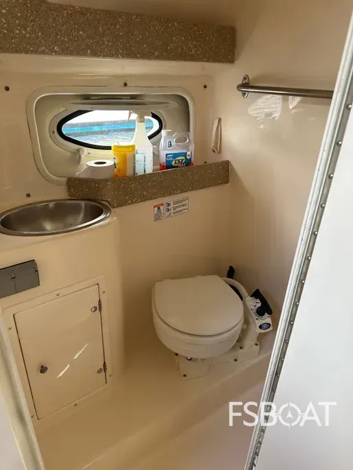 2005 Rinker Fiesta Vee 270 - Media 10