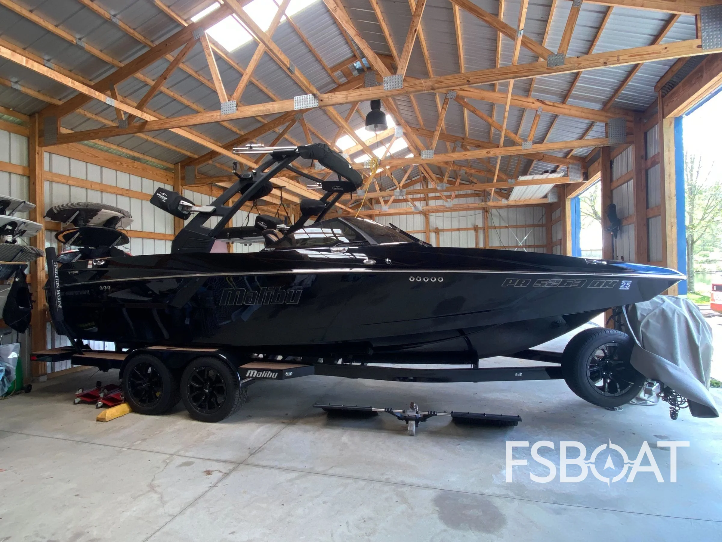 2019 Malibu Wakesetter 24 MXZ - Media 6