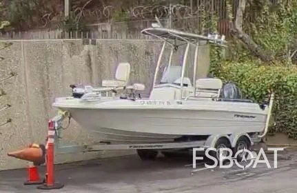 2012 Triumph 190 Bay - Media 2