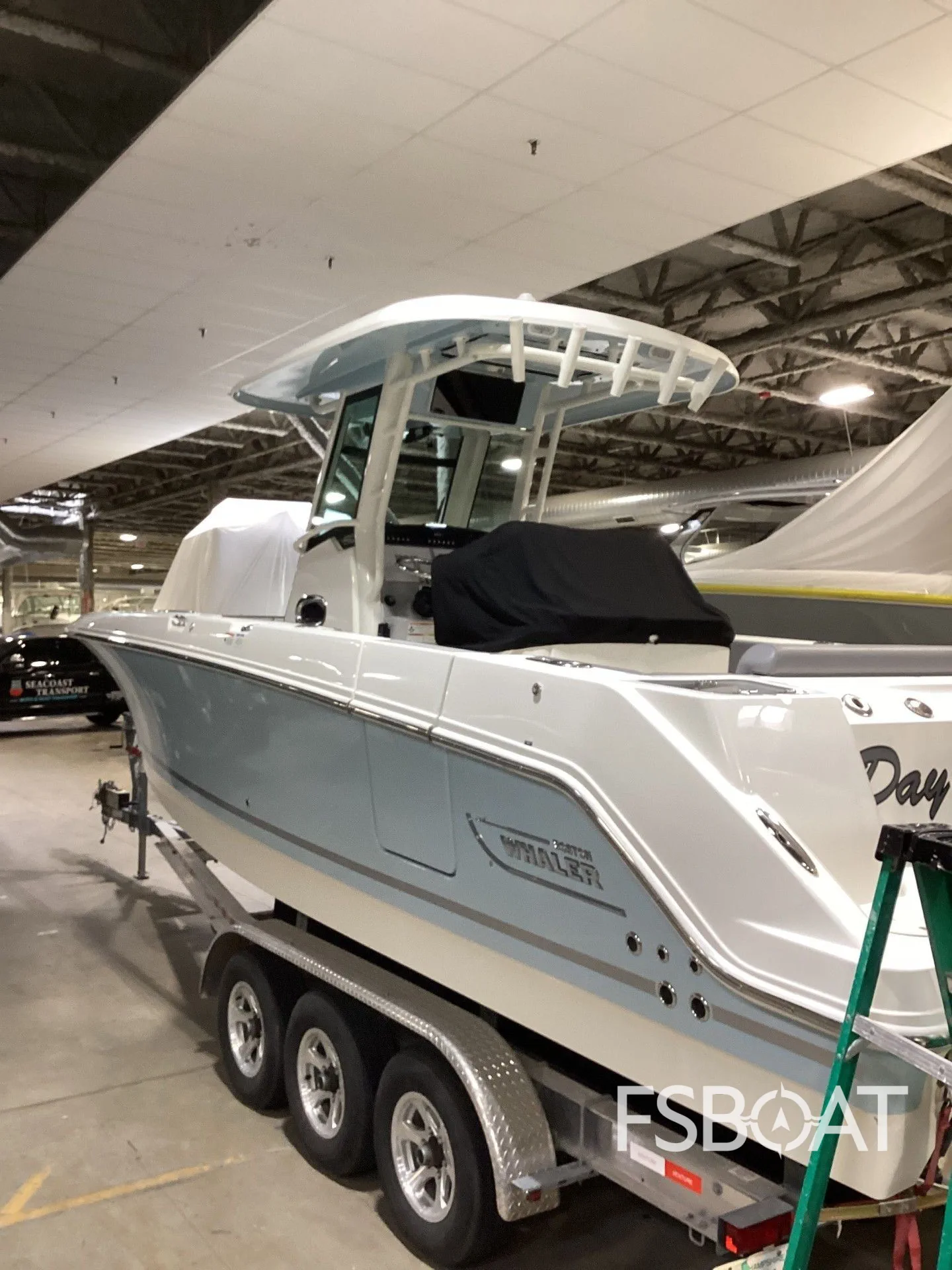 2023 Boston Whaler 280 Outrage - Media 3