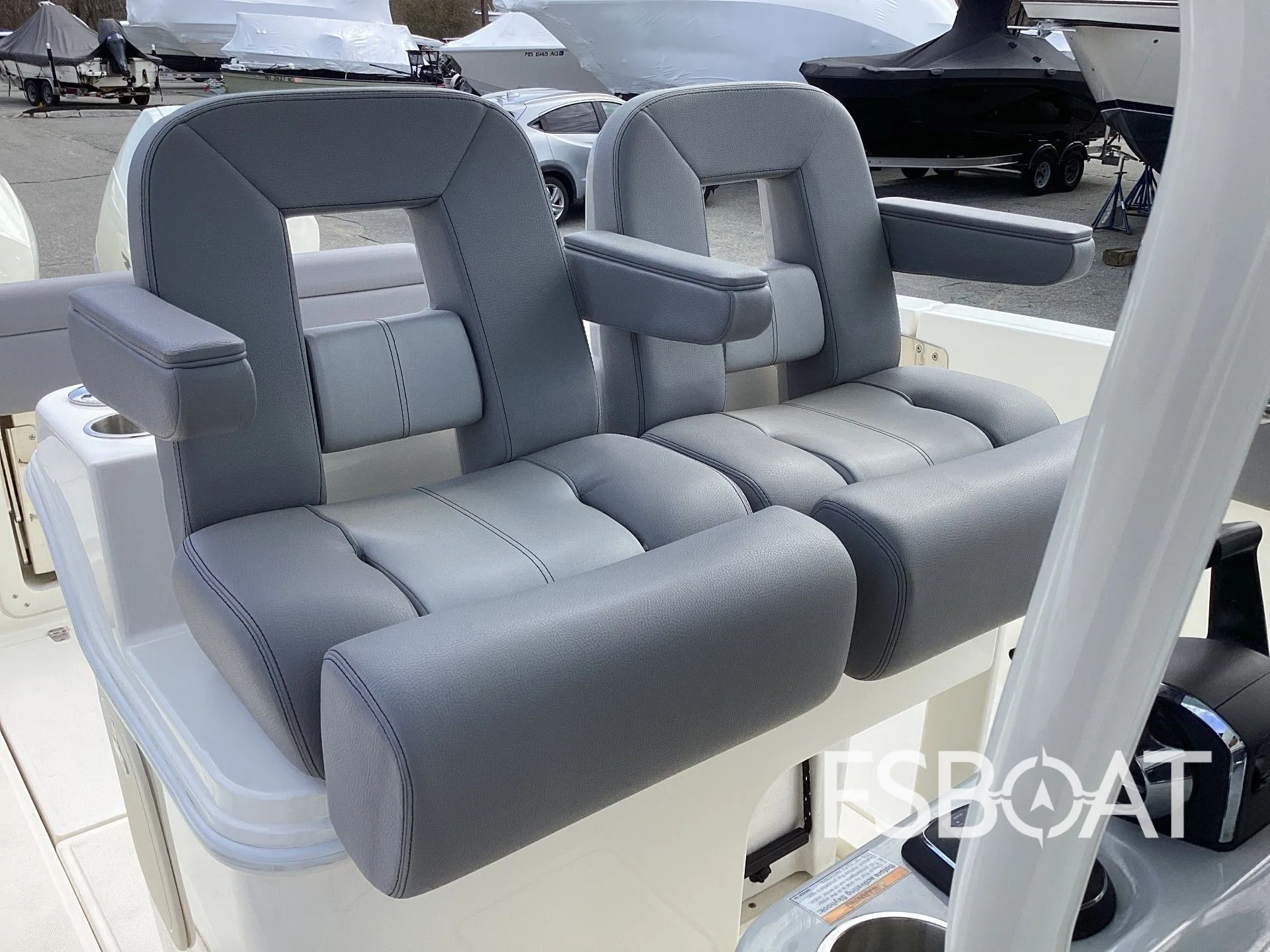 2023 Boston Whaler 280 Outrage - Media 16