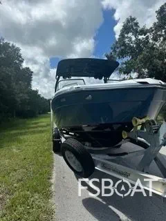 2018 Yamaha Boats 242 Limited S E-Series - Media 12
