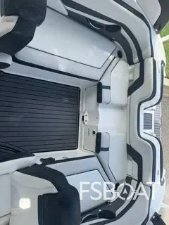 2018 Yamaha Boats 242 Limited S E-Series - Media 10