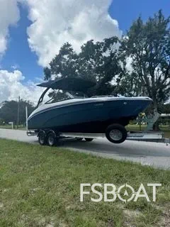 2018 Yamaha Boats 242 Limited S E-Series - Media 14