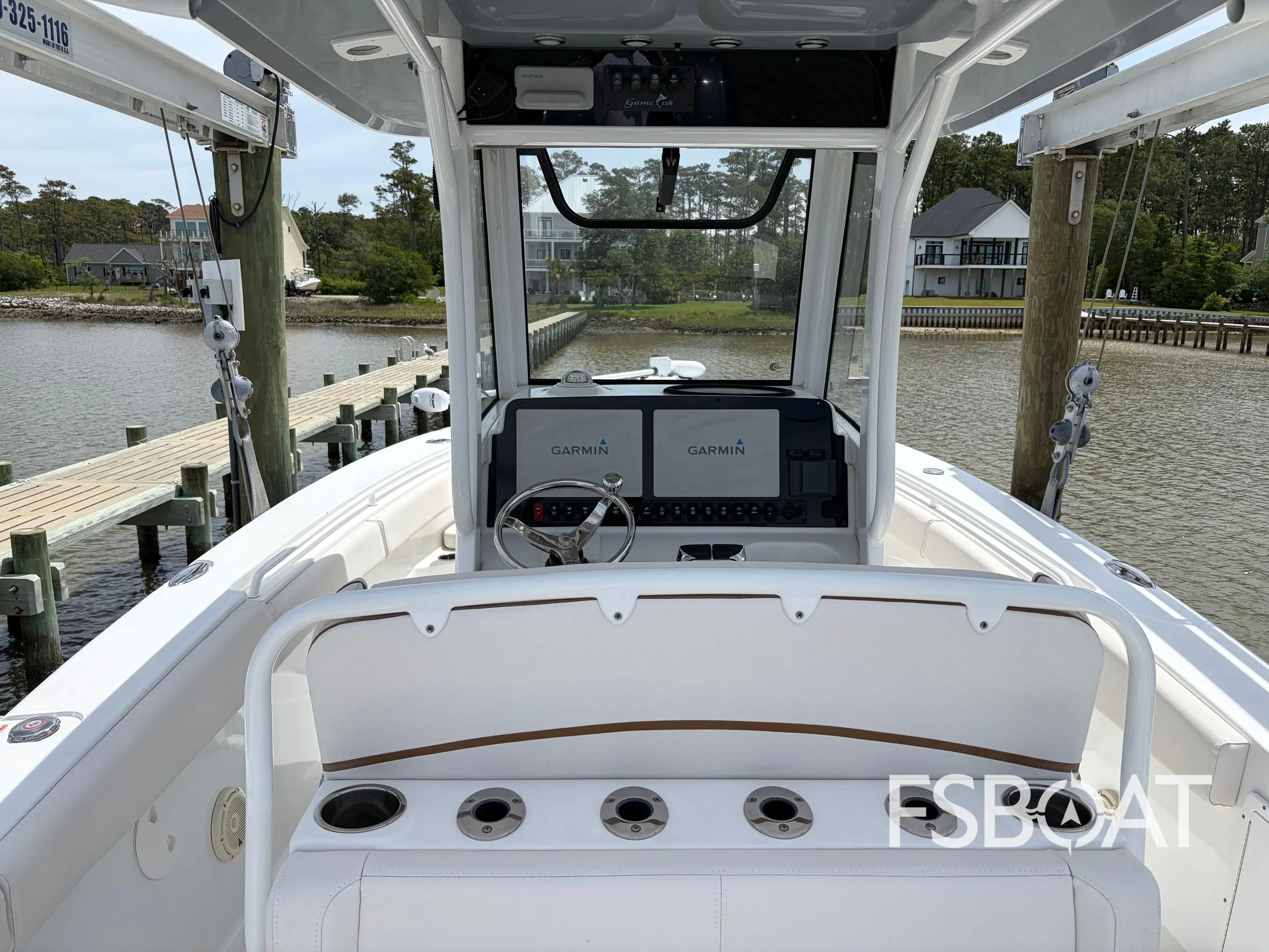 2021 Sea Hunt Gamefish 27 Forward Seating - Media 9