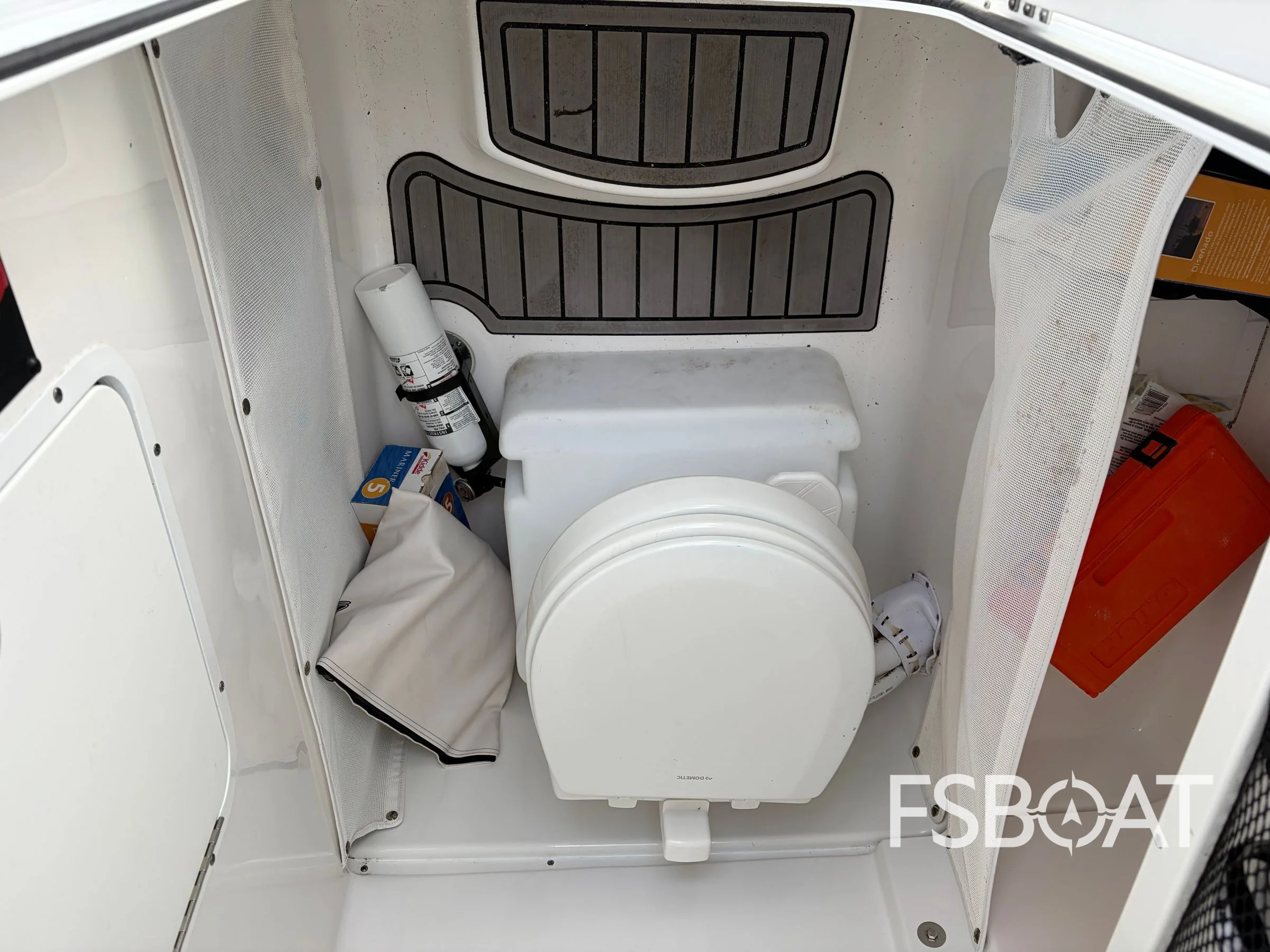 2021 Sea Hunt Gamefish 27 Forward Seating - Media 6