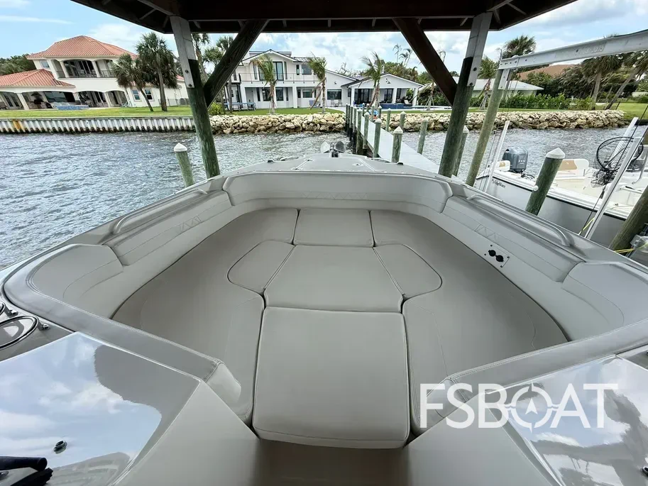2020 Edgewater 280CX Crossover - Media 19