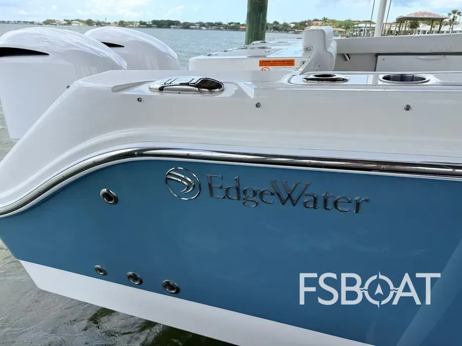 2020 Edgewater 280CX Crossover - Media 6