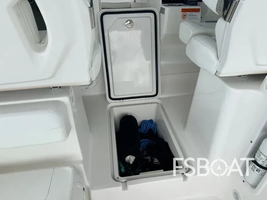 2020 Edgewater 280CX Crossover - Media 22