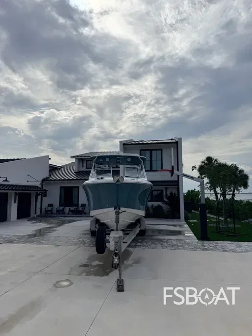 2020 Edgewater 280CX Crossover - Media 7