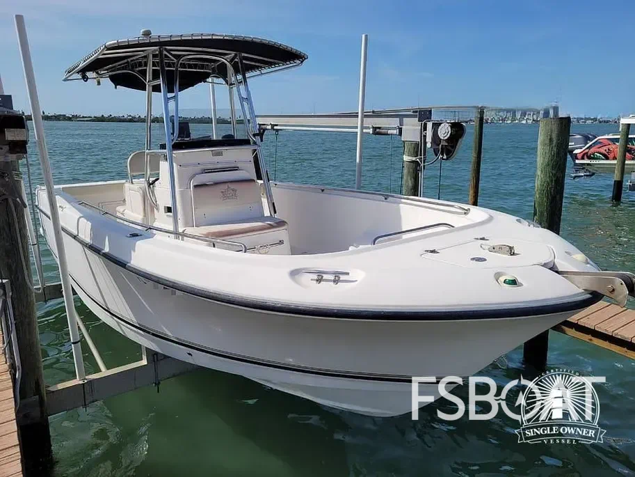 2005 Shamrock 24.6 Open