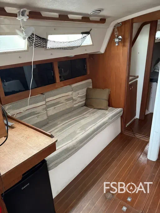 1987 Hunter Cherubini 37 Cutter - Media 8