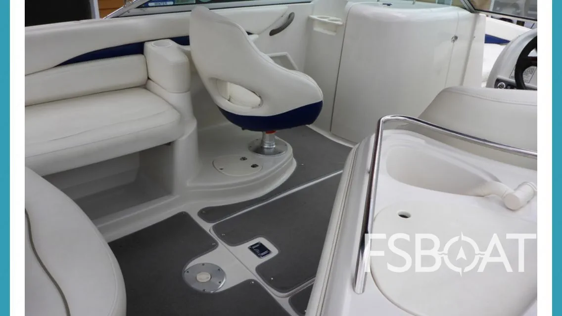 2003 Monterey 253 Explorer Sport - Media 4