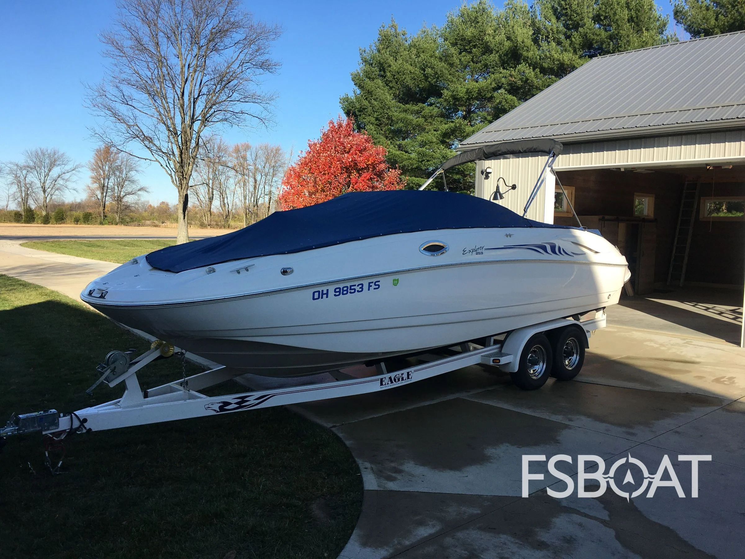 2003 Monterey 253 Explorer Sport - Media 17