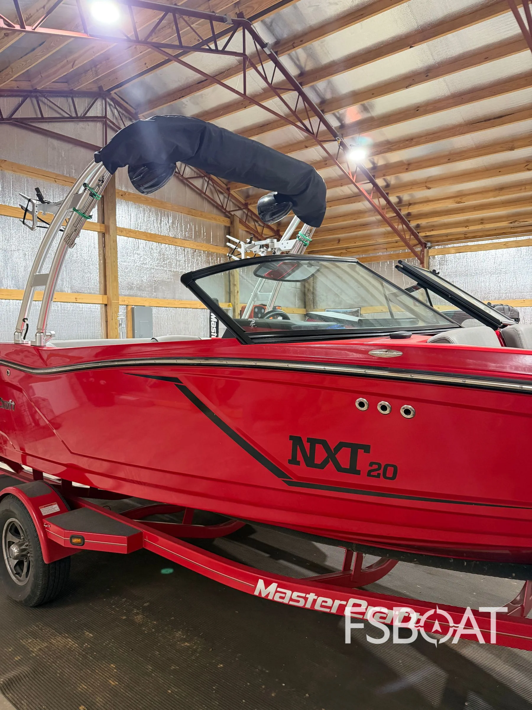 2016 MasterCraft NXT20 - Media 12