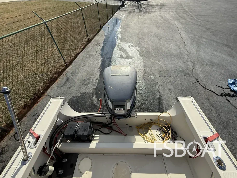 1987 Boston Whaler Outrage V20 - Media 8